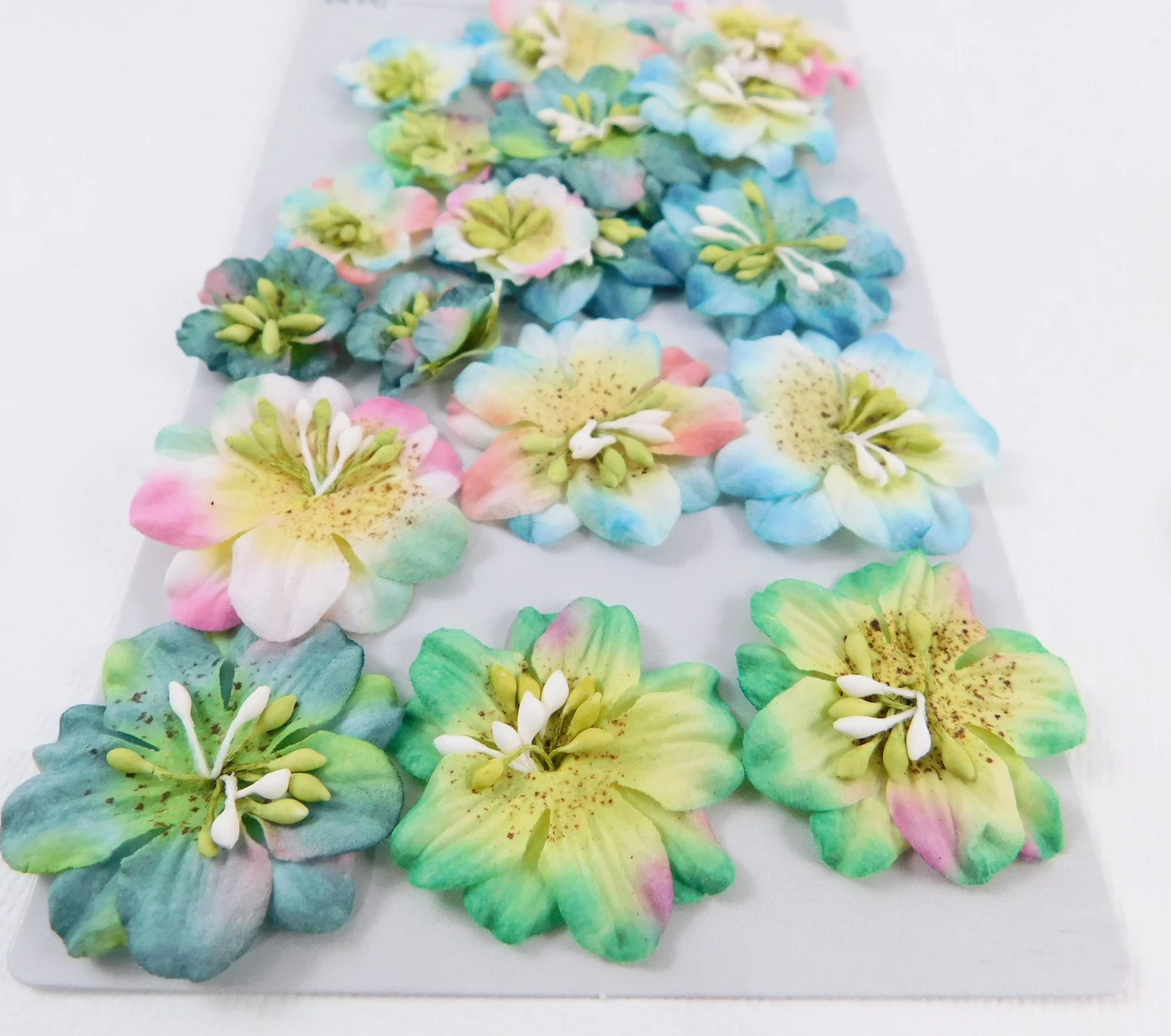 Darice Assorted Flowers Turquoise Speckle