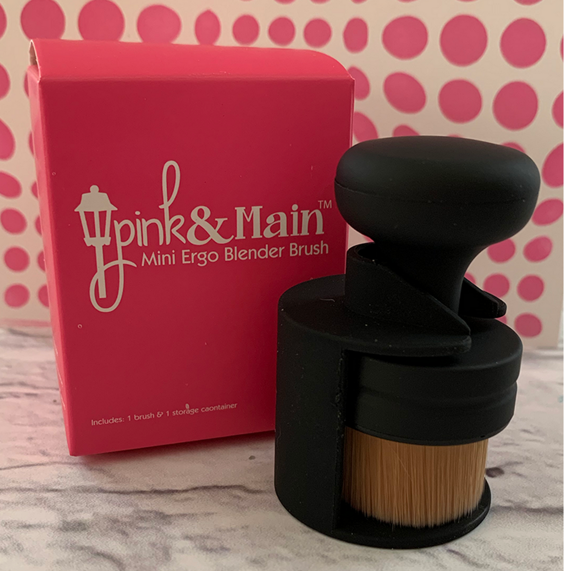 Mini Ergonomic Blender Brush