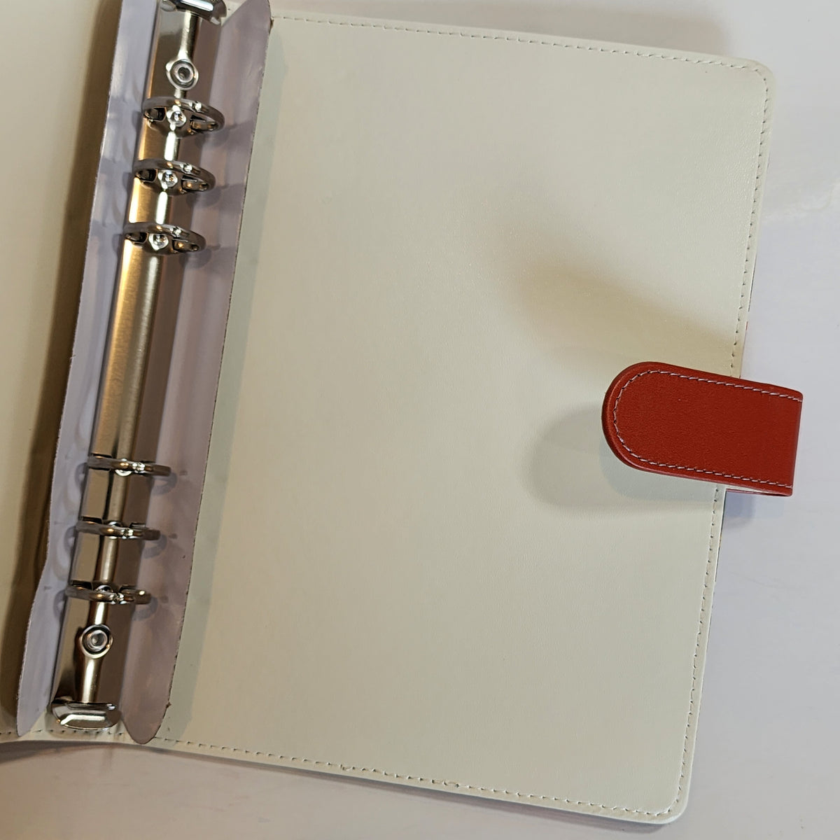 Adventure Awaits - A5 Binder