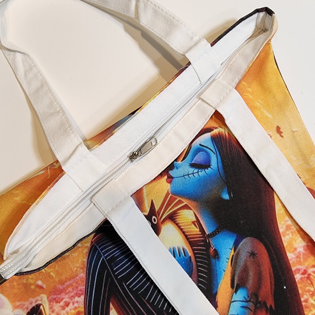 Jack & Sally Kiss 2 - Canvas Tote Zipper Closure