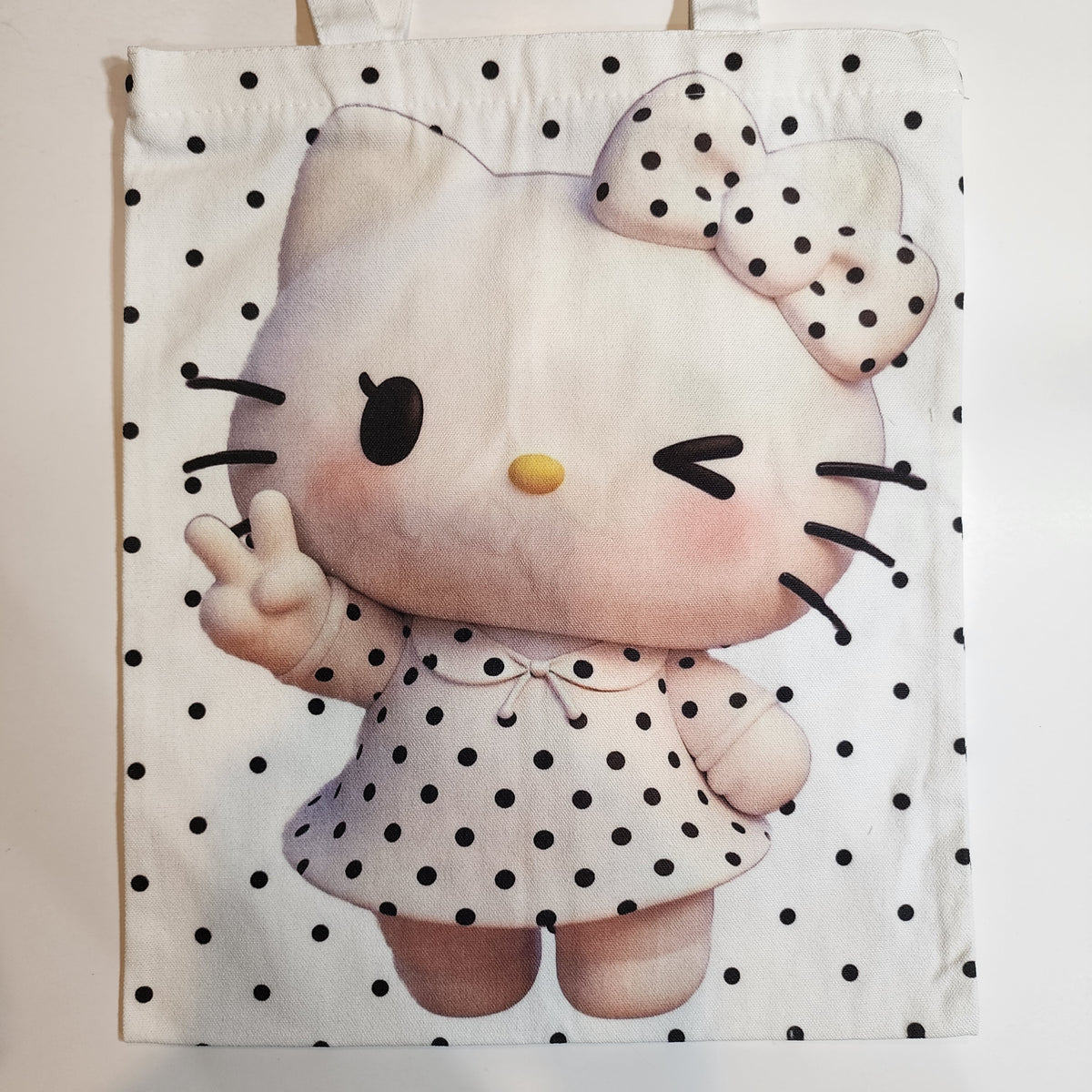 HK Dotty Black & White - Canvas Tote Zipper Closure