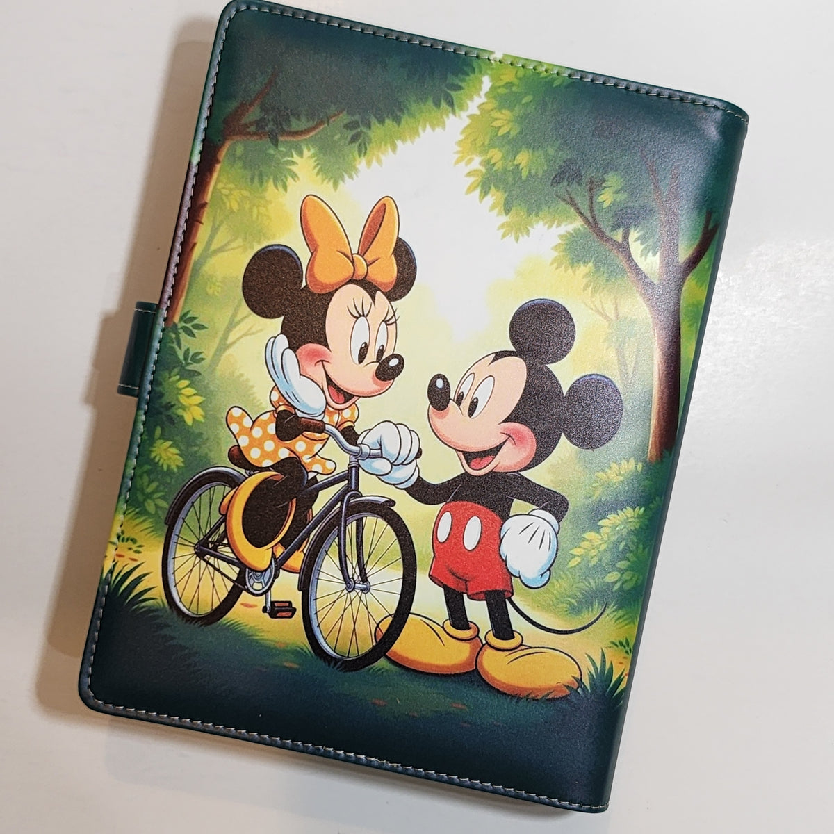 Mickey & Minnie Cycle Day - A5 Binder