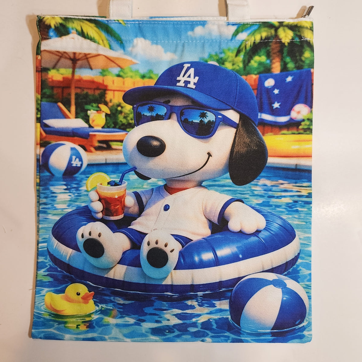 L.A. Snoopy - Canvas Tote Zipper Closure