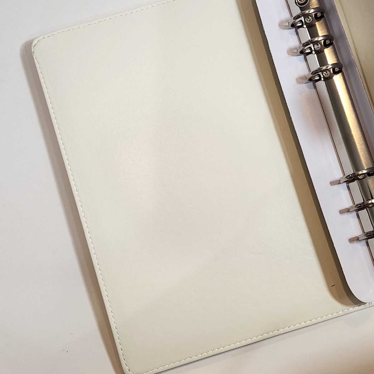 Vintage Vibes Daily - A5 Binder