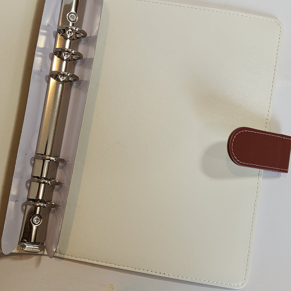 London - A5 Binder