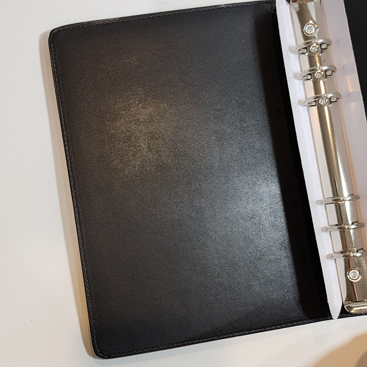 Readers Age Like Classics - A5 Binder