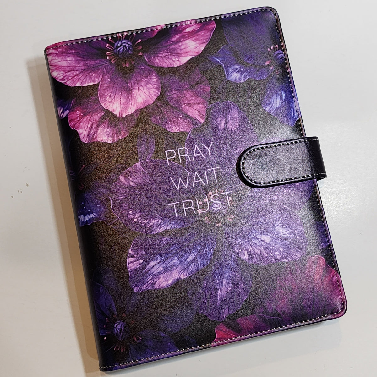 Pray Wait Trust - A5 Binder