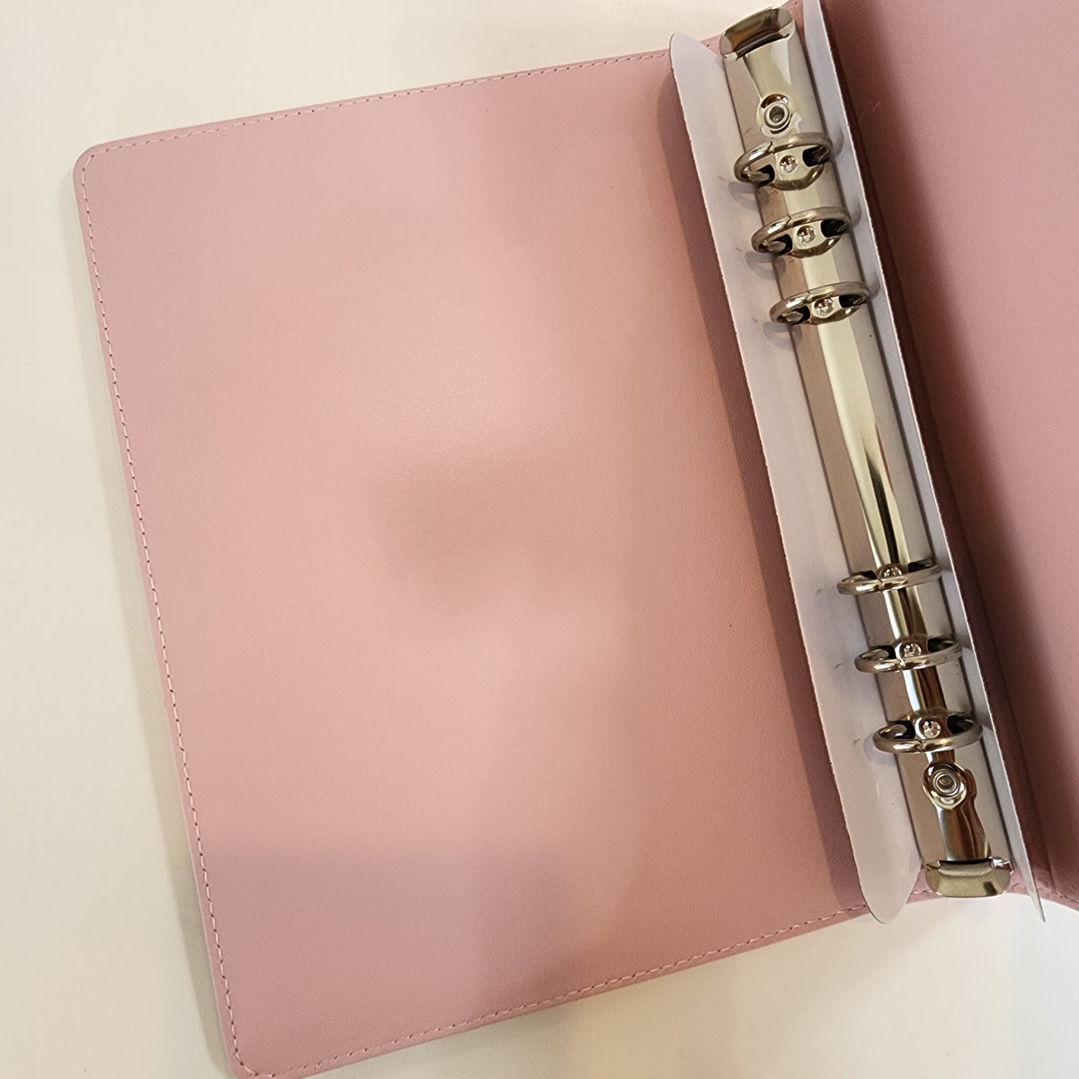 Just a Girl Who Loves God - A5 Binder