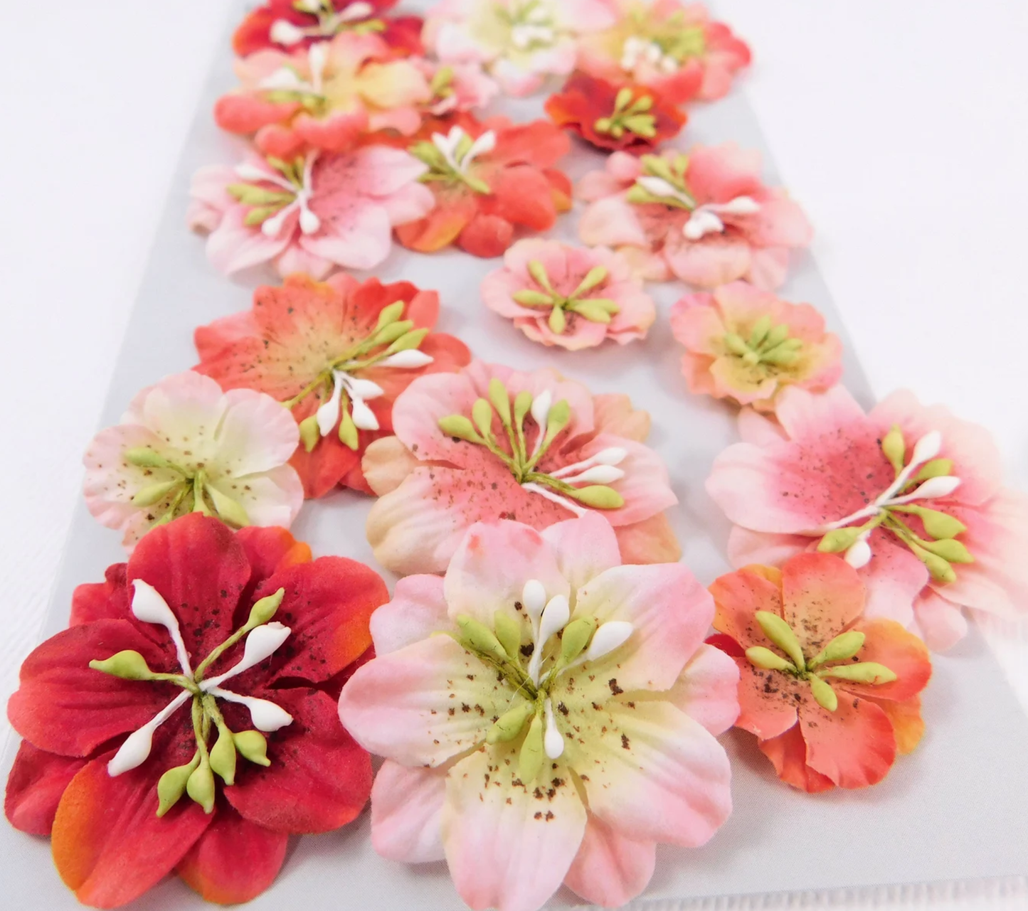 Paper Flowers Assorted Pink Speckle Mix